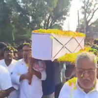 Andhra Pradesh: YSRCP leaders attend last rites of party activist Salman in Gurazala