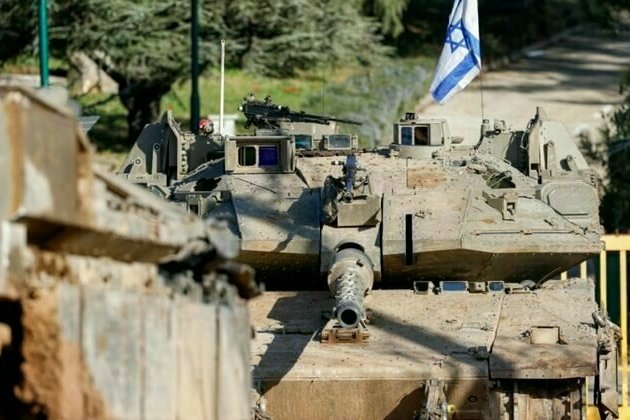 Israel keeping troops in 5 southern Lebanon locations