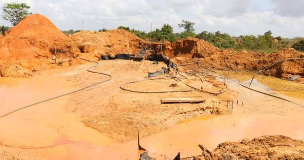 At least 13 killed in Colombia mine collapse