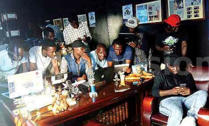 Chameleone joins Bebe Cool for MAMA awards Chameleone joins Bebe Cool for MAMA awards