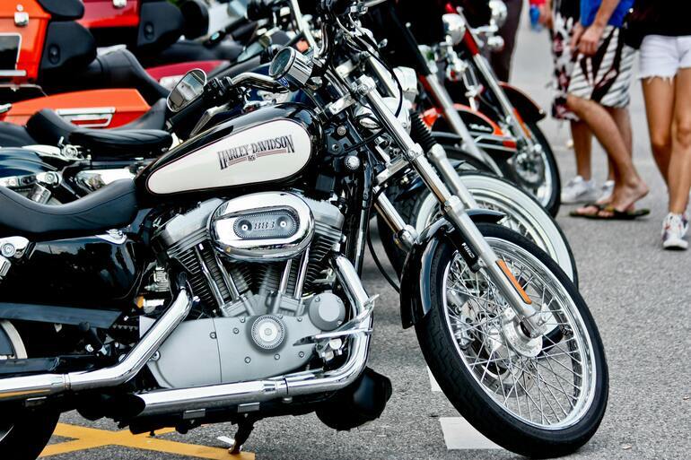 Harley bets on entry models, dealers to revive sales volumes