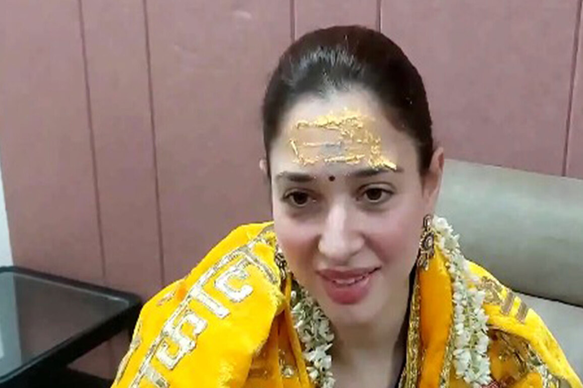 Tamannaah Bhatia attends Bhasma Aarti at Mahakaleshwar Temple in Ujjain
