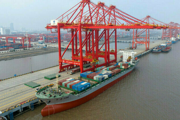 China fires back in trade war with tariffs on Canadian goods
