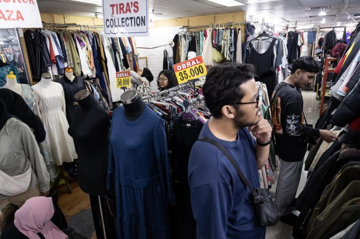 Young shoppers in Indonesia's Jakarta turn to thrifting for style, savings