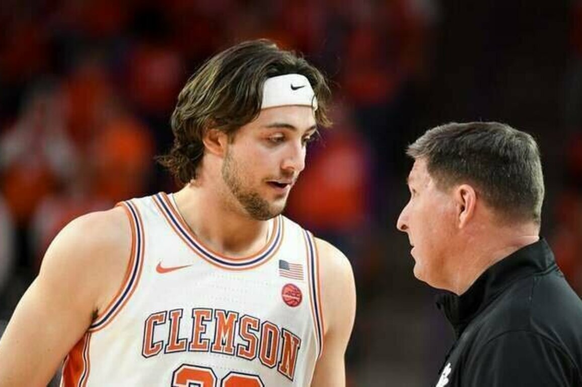 Clemson routs Alabama A&M ahead of games with powers Alabama, BYU