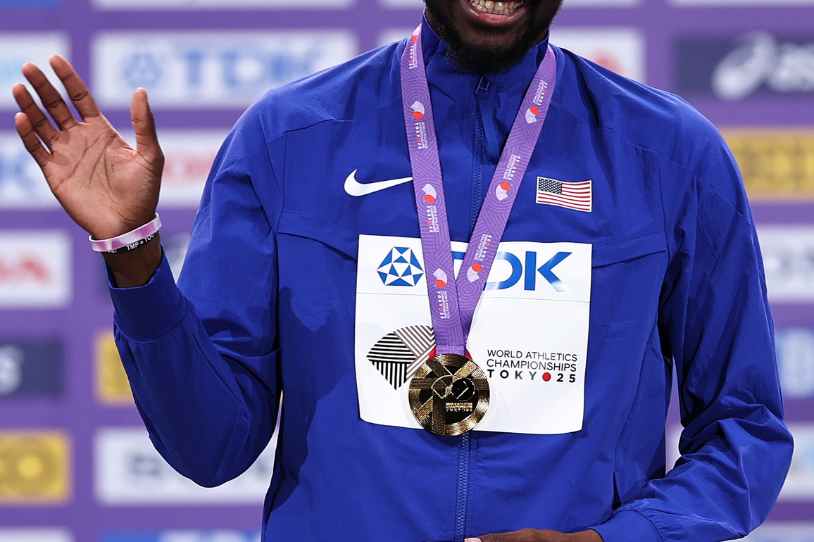 (SP)JAPAN-TOKYO-ATHLETICS-WORLD ATHLETICS CHAMPIONSHIPS-MEN'S 110M HURDLES-AWARDING CEREMONY