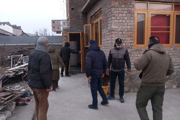 J-K: CIK raids 22 locations across Kashmir over Mule accounts, terror links