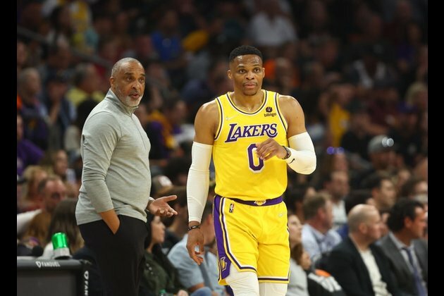Report: Kyrie Irving for Russell Westbrook talks in progress