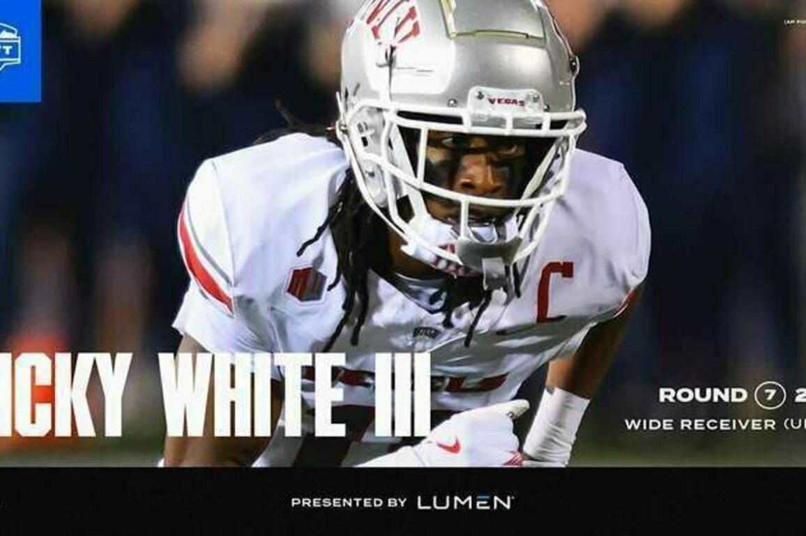 Seahawks Select Wide ReceiverRicky White III With 238th Overall Pick