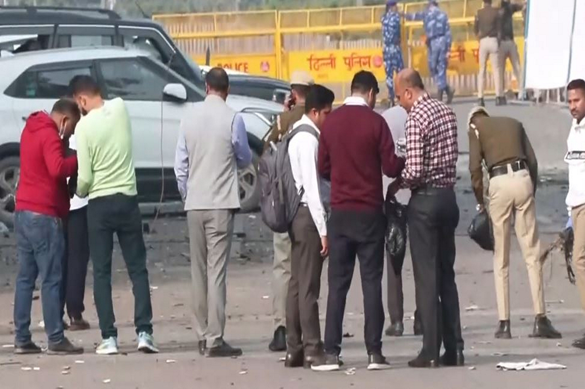FSL recovers two live cartridges, samples of two different types of explosives from Delhi blast site