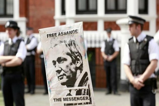 Ecuadoran Prez: Assange attempted to use Embassy as 'spying centre'