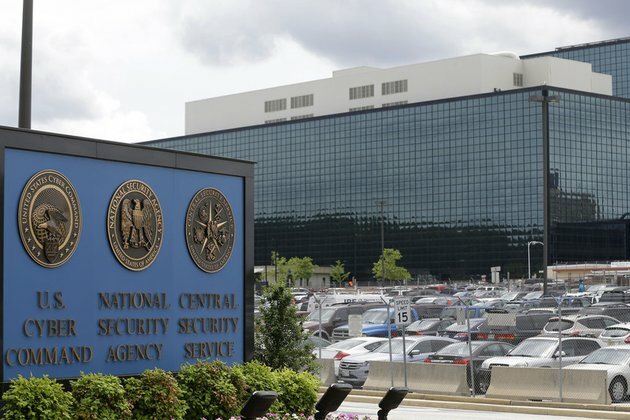 NSA employee tried to sell US hacking secrets