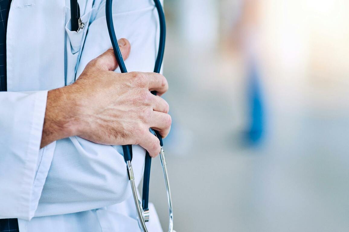 Counterpoint- Minnesotans, ophthalmologists are trying to pull the wool over your eyes