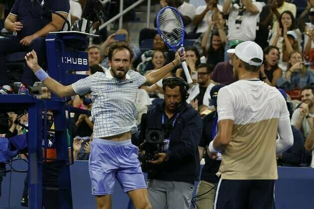 Daniil Medvedev's latest meltdown includes ban for photographer