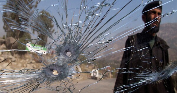 Pakistan Army launches strikes along Afghanistan border; Taliban urges end to clashes