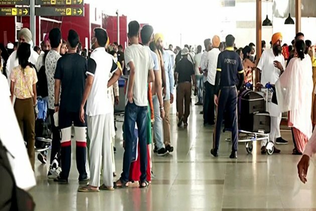Nearly half of counters were "unmanned": Delhi airport official after long queues at immigration troubles passengers