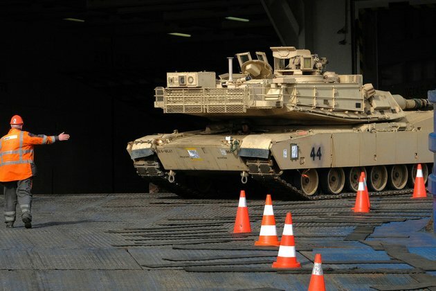 West hesitant to supply Ukraine with modern armor Politico