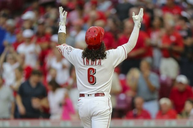 Phillies rout Reds for 10,000th win