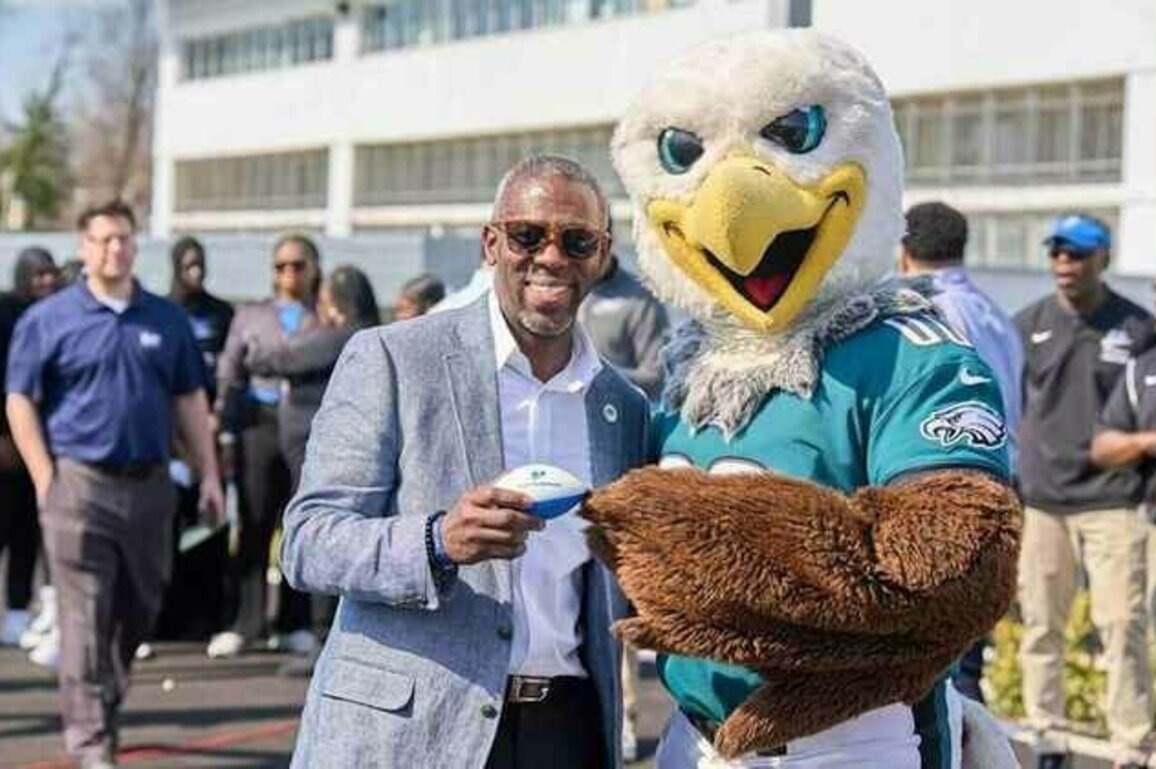 Eagles Coach of the Week: John Davidson, Mastery Charter School