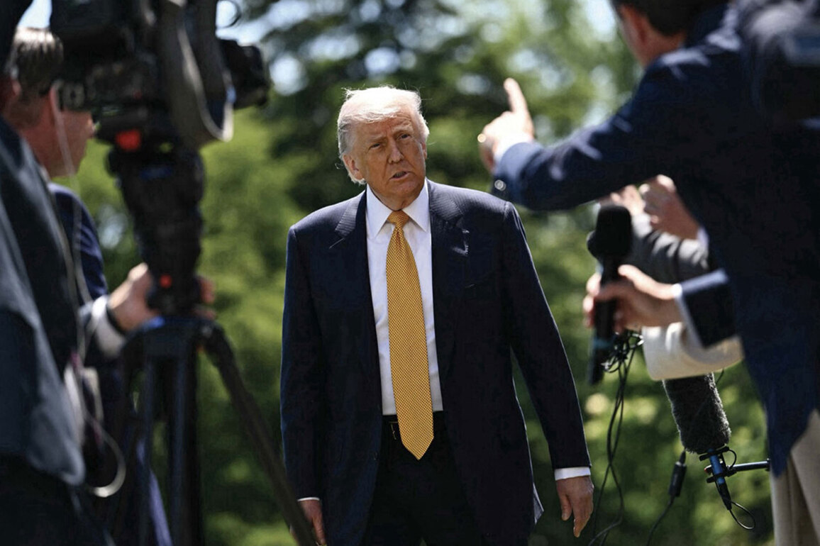 Trump shares AI pic of 'golden dome' around White House