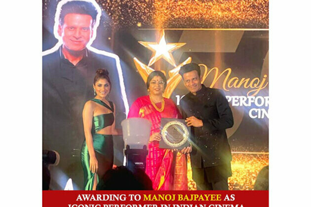 Dr Sohini Sastri was in Red carpet in star dust 50th anniversary as special guest