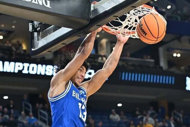 Saint Louis' relentless offense clobbers Georgia