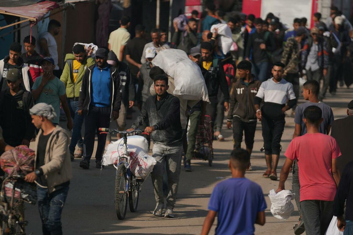31 Palestinians are killed heading to a Gaza aid site, witnesses say. Israel denies responsibility