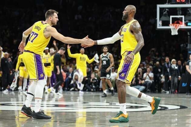 LeBron James scores 25 as Lakers cruise past Nets