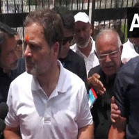J-K: Rahul Gandhi visits Pak shelling-affected Poonch, vows to raise local issues