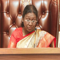President Murmu speaks with Home Minister Amit Shah over Delhi blast