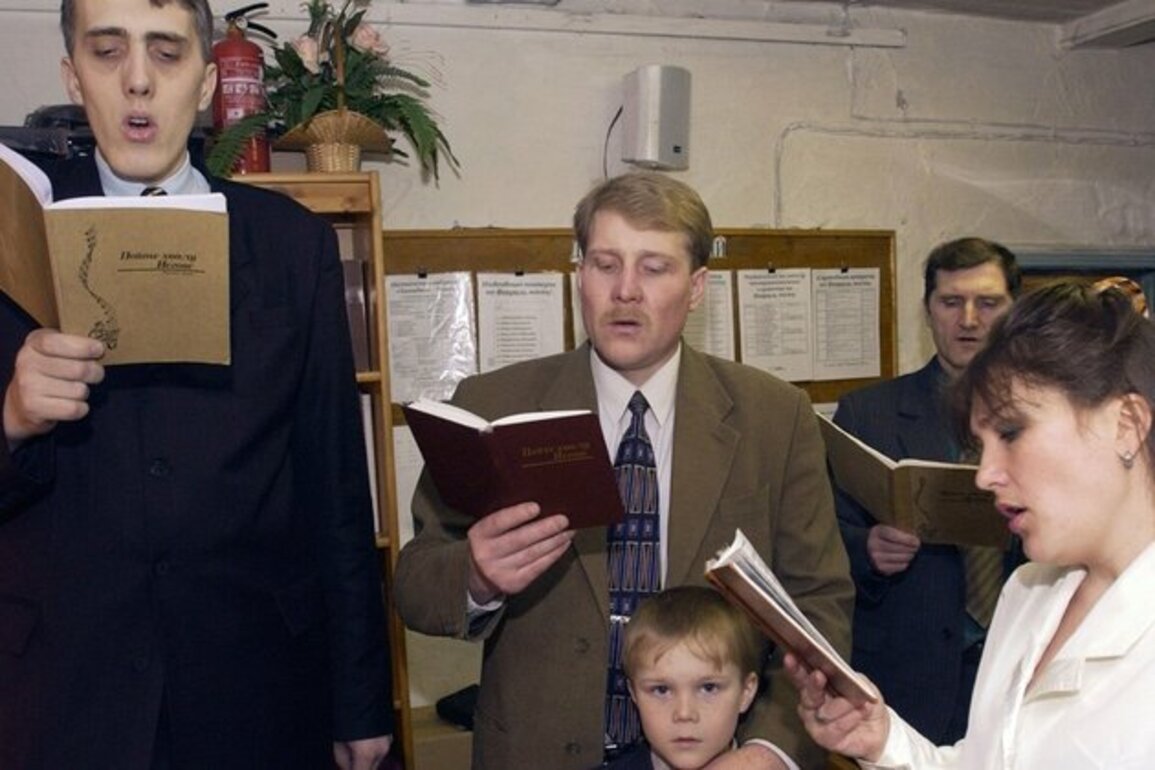 Five More Jehovah&#039;s Witnesses Accused Of Extremism In Russia