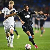 LA Galaxy blitz Charlotte with 3 goals in first 13 minutes