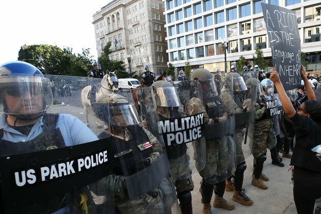 US Park Police to Investigate Alleged Assault on News Crew