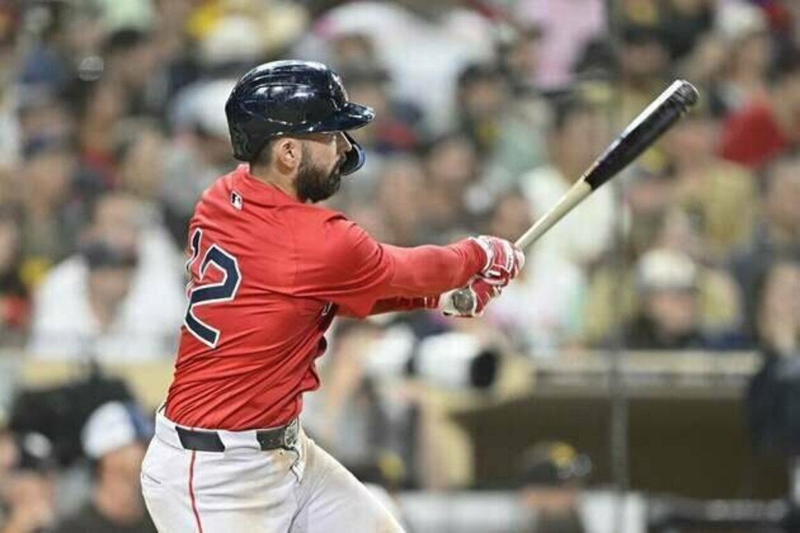 Red Sox pound Padres for eighth win in nine games
