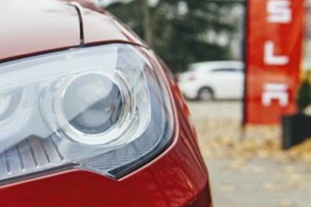 Tesla makes it tougher to buy the standard $35 000 Model 3