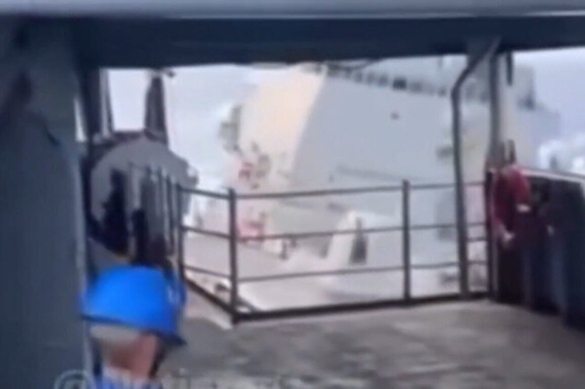 US warship collides with refueling vessel 