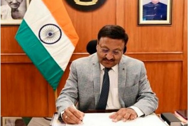 CEC Rajiv Kumar takes stock of poll preparedness in Himachal Pradesh