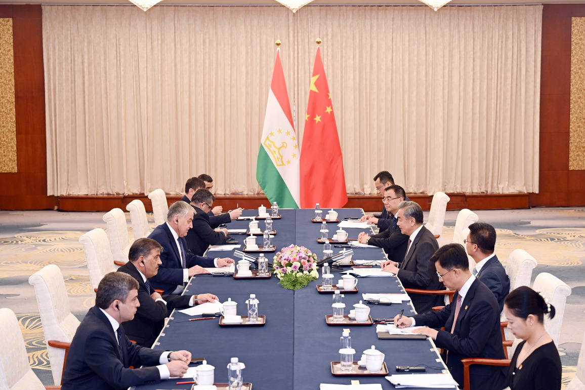 CHINA-TIANJIN-WANG YI-TAJIKISTAN-FM-MEETING (CN)