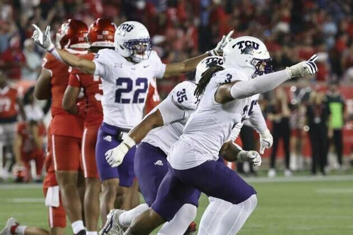 TCU capitalizes on miscues, upsets No. 23 Houston