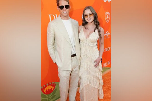 Ava Phillippe makes red carpet debut with boyfriend Dakota Brubaker
