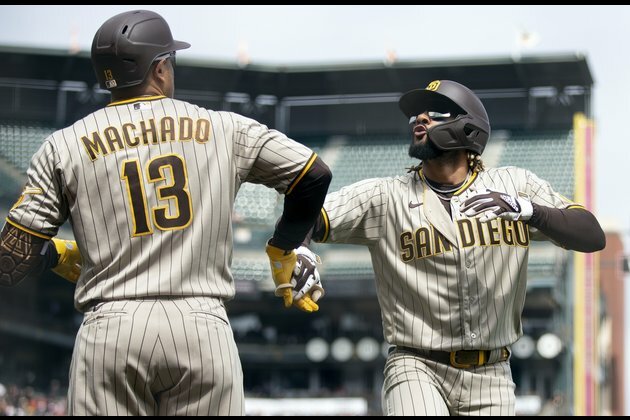 Tatis homers, Padres split four-game series with Giants