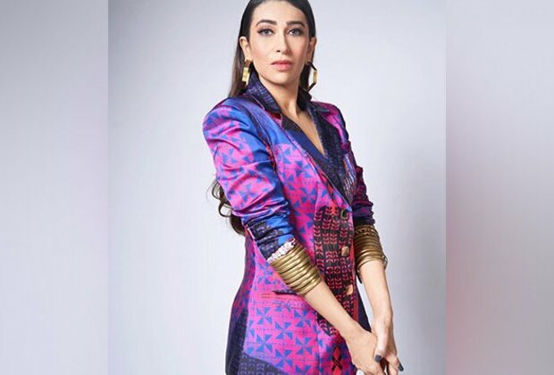 This picture of Karisma Kapoor will take you back to her 90s