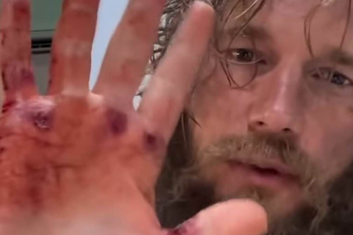 A-list actor is unrecognizable with greasy hair and scraggly beard in shocking photos