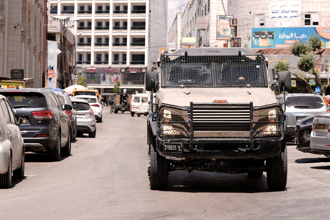 MIDEAST-WEST BANK-RAMALLAH-ISRAELI RAID
