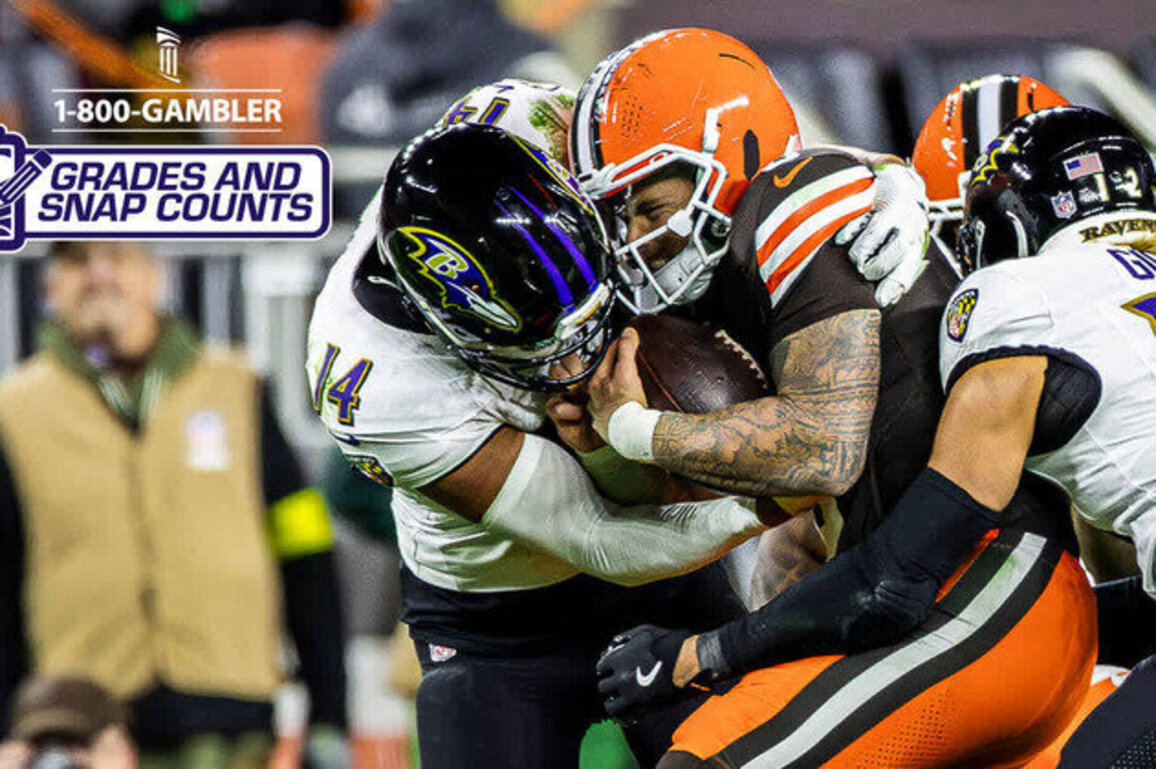 Do-it-All Kyle Hamilton Has Historic Stat Line vs. Browns