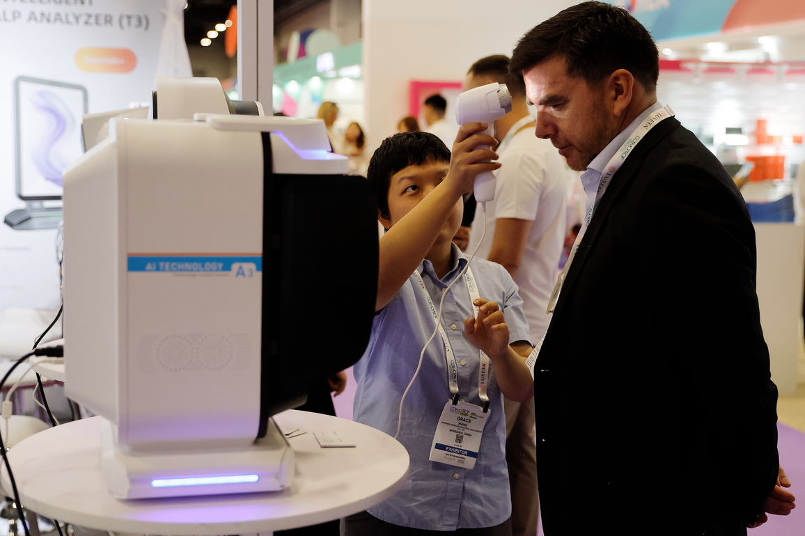 U.S.-LAS VEGAS-BEAUTY TRADE SHOW-OPENING