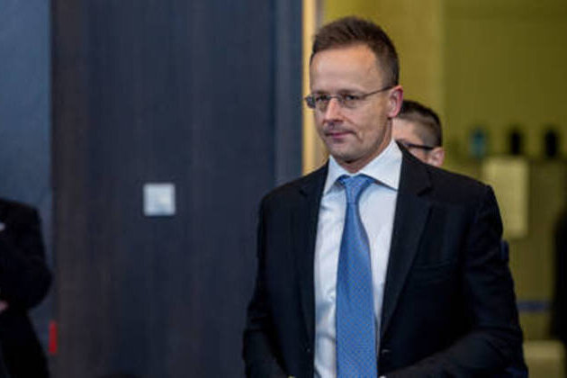 EU member vows to defy immigrant scheme