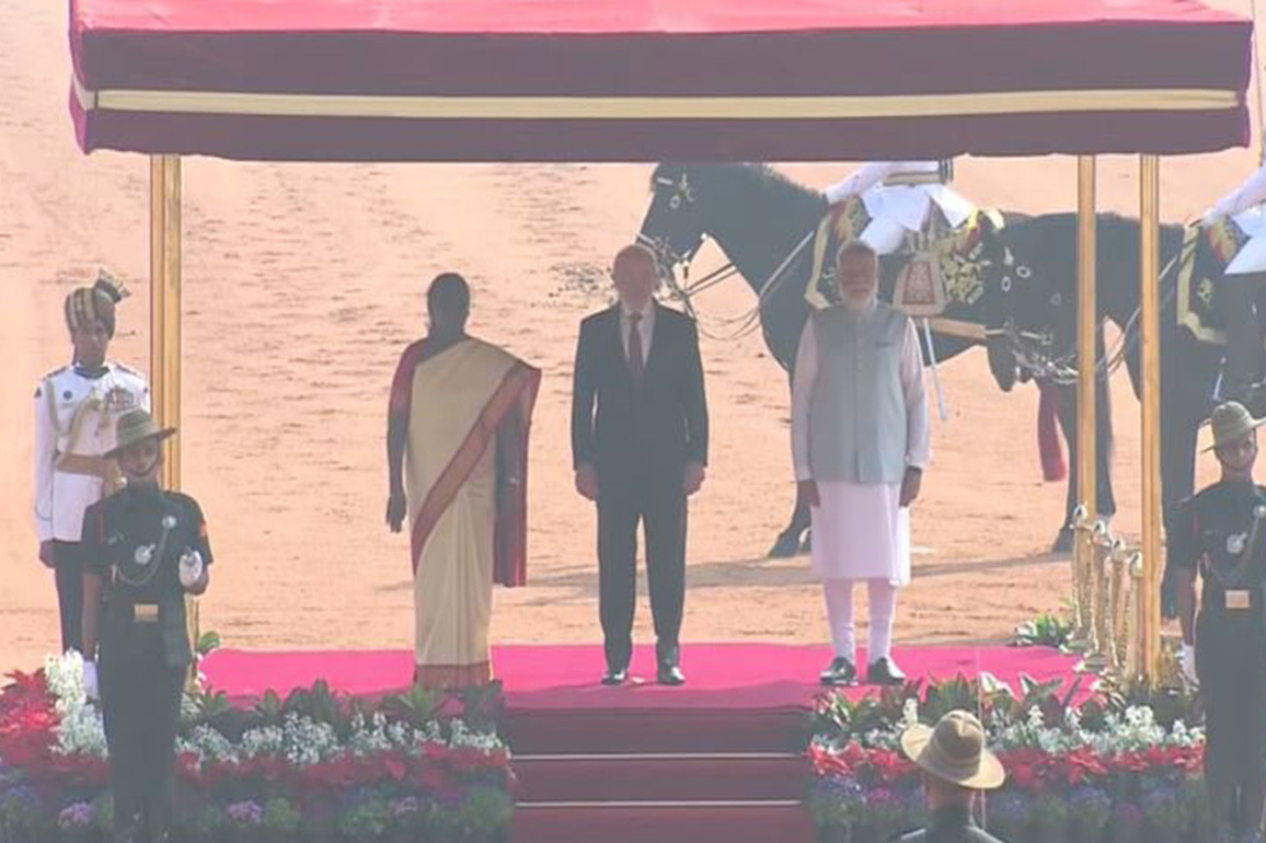 Brazilian President Luiz Inacio Lula da Silva receives ceremonial welcome at Rashtrapati Bhavan