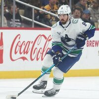 Injury-marred Canucks square off against slumping Predators