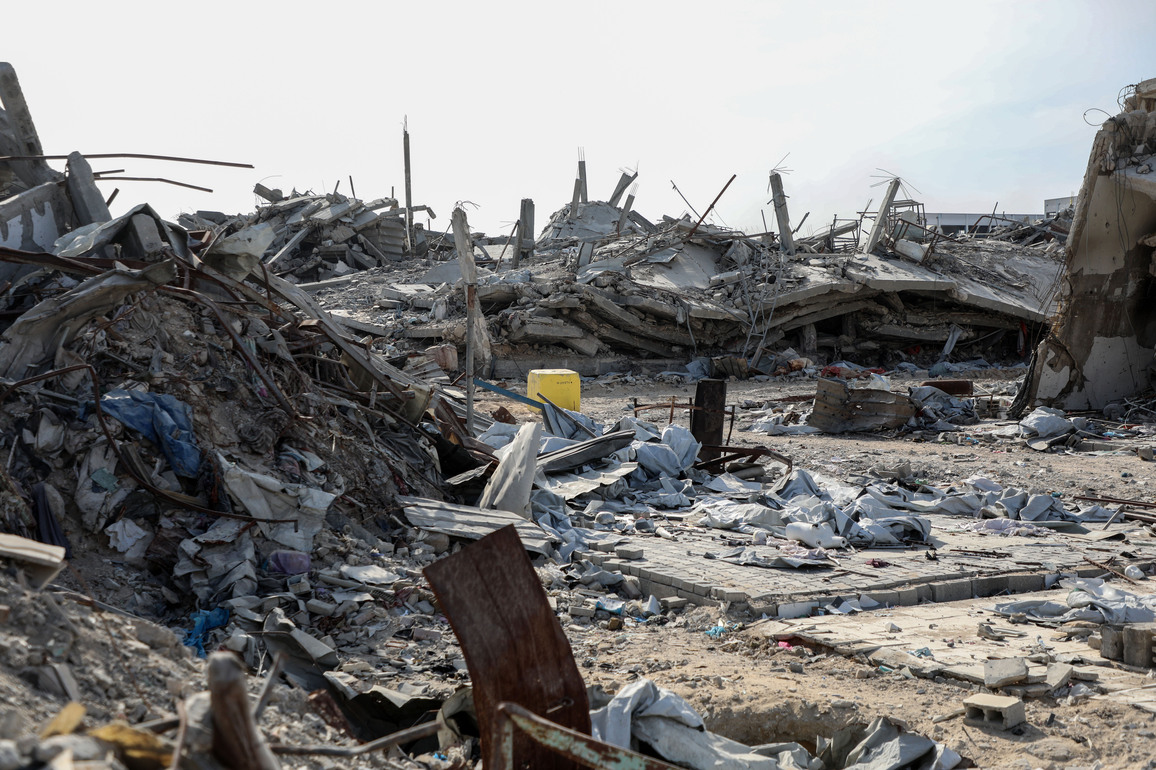 MIDEAST-GAZA-JABALIA-YELLOW LINE